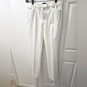 Whitehouse Blackmarket ponte pants. Cream. Size 10 Long NWT